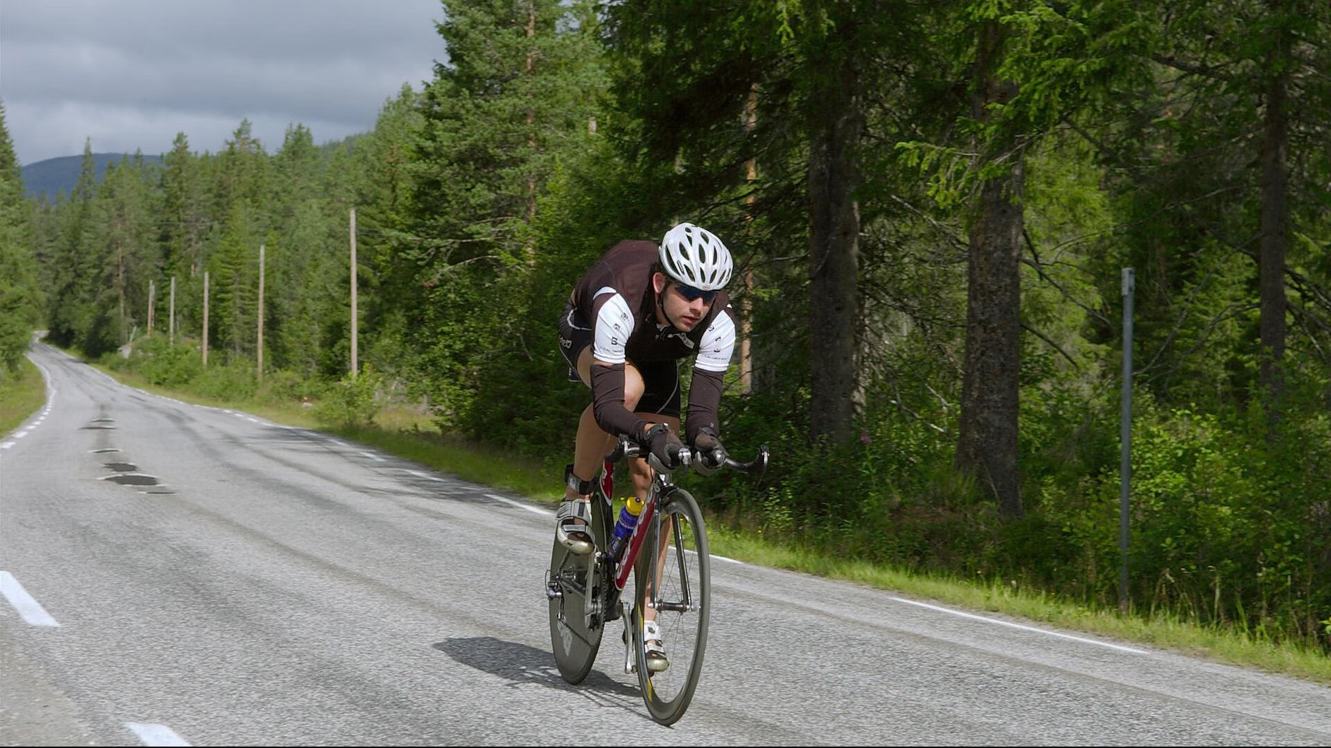 国家队核心位置缺乏长期培养计划,国家队核心竞争力